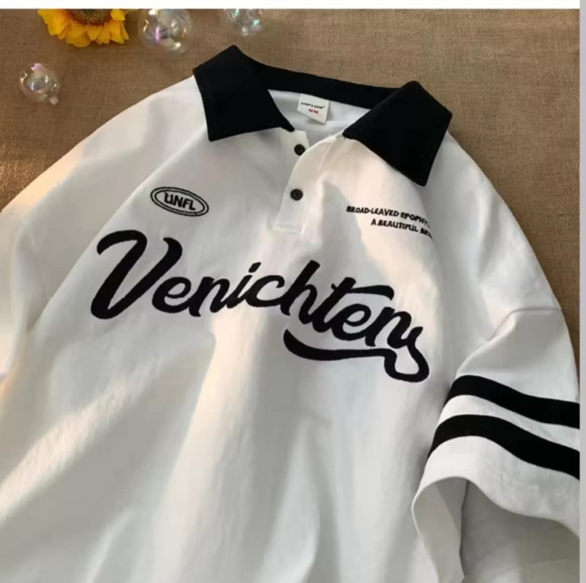 TAO SHOP ເສື້ອຄໍກົມ ແຂນສັ້ນ ພິມລາຍຕົວອັກສອນ ໃສ່ໄດ້ທັງຜູ້ຊາຍແລະຜູ້ຍິງ ແນວສະຕຣີດ  ກໍາລັງນິຍົມ ເນື້ອຜ້າດີ ໃສ່ສະບາຍ ແມັດງ່າຍ ເຂົ້າກັນໄດ້ກັບທຸກສະໄຕລ໌ການແຕ່ງໂຕ