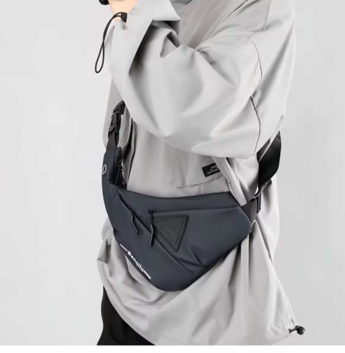 ກະເປົ໋າສະພາຍຂ້າງຜູ້ຊາຍ ຟັງຊັນຫຼາຍຢ່າງ ກັນນ້ຳ ຜະລິດຈາກຜ້າ Oxford ແນວແບບກະເປົ໋າຄາດອົກ