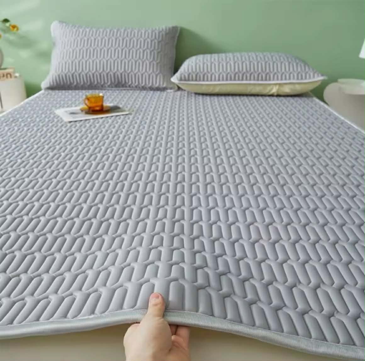 ທີ່ນອນຢາງພາລາ ແຖມປອກໝອນ 2 ໃບ ເຢັນສະບາຍ ລະບາຍອາກາດດີ ກັນມື່ນ ຊັກໄດ້ ເບາະນອນ ສຳລັບຜູ້ໃຫຍ່ ທີ່ນອນຫໍພັກນັກຮຽນ 6 ຟຸດ