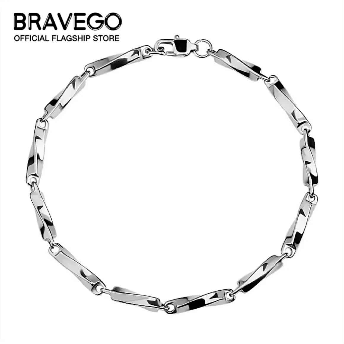 Bravego ສາຍແຂນແຟຊັ່ນສຳລັບຜູ້ຊາຍ ຜະລິດຈາກສະແຕນເລດ ສະໄຕລ໌ຮິບຮອບ (Hip-Hop) ເຫຼັກໄທທານຽມ ລາຍໂຊ່ Mobius ເປັນເຄື່ອງປະດັບສຳລັບສວມໃສ່.